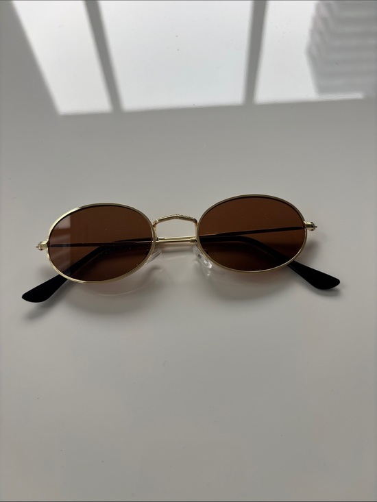 Accessories - Gold Frame Oval Sunglasses with Brown Lenses